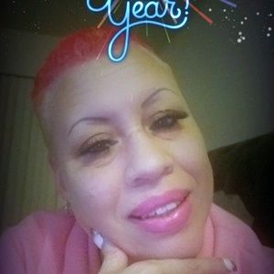 Meet your Posher, Cynthia